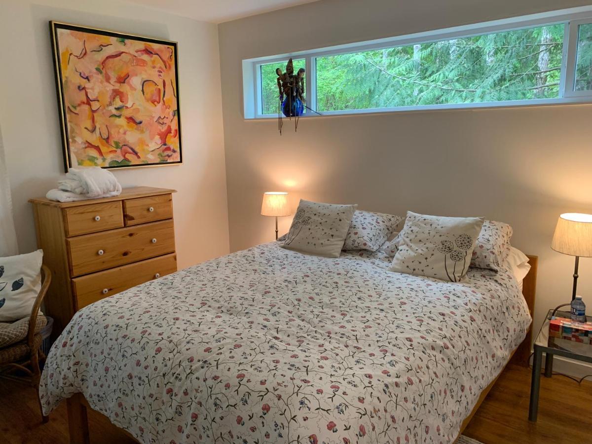 Forest By The Sea Rentals Merville Exteriér fotografie